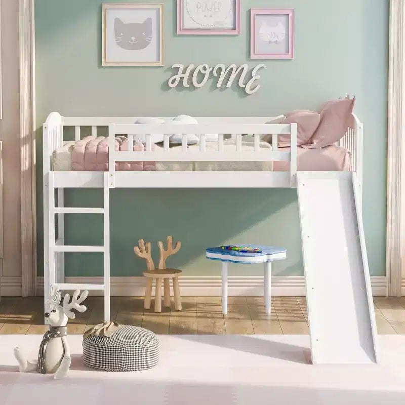 Letto a soppalco matrimoniale con scivolo e scaletta, struttura in legno per bambini e bambine