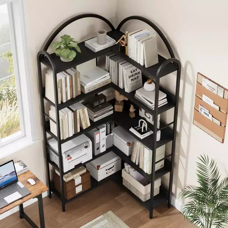 Libreria ad angolo ad arco, Libreria ad angolo industriale a forma di L con telaio in metallo, Scaffale angolare per soggiorno e camera da letto