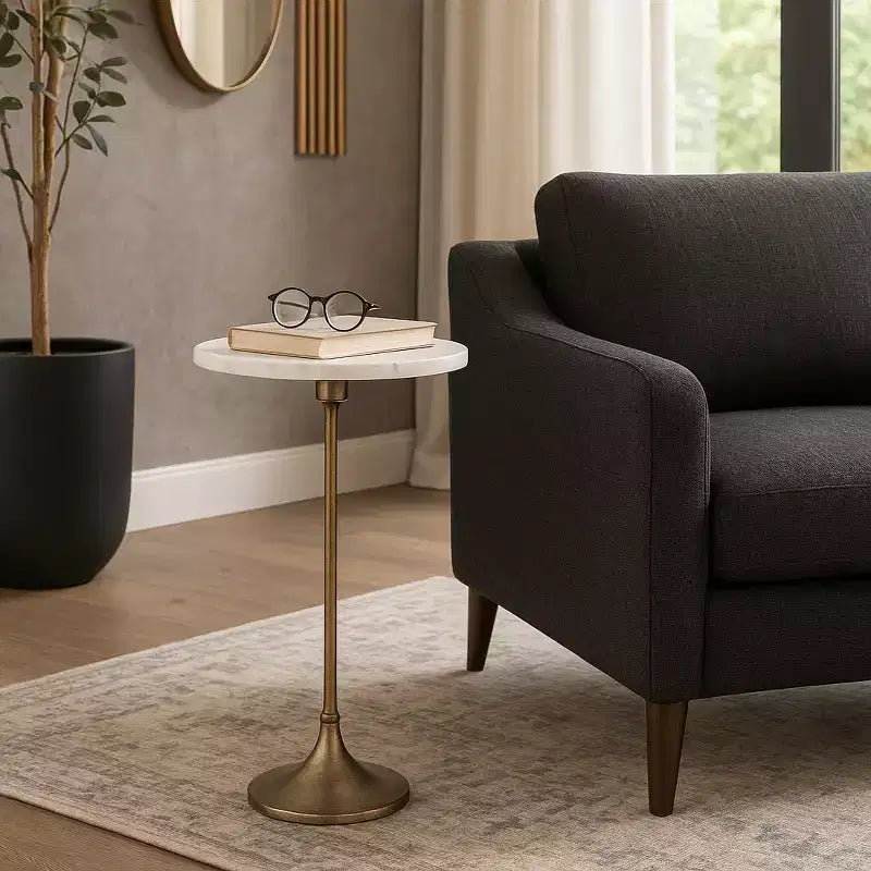 Elegante tavolino, tavolino da appoggio o comodino piccolo per l'arredamento della stanza - Tavolino da bevande sottile in metallo con piano in marmo e base a tromba